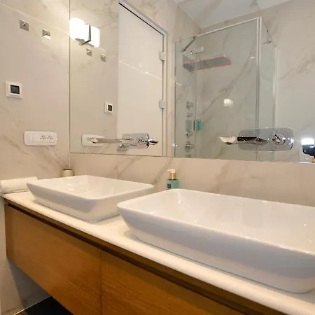 Guest house Luxury Fortuna 4*
